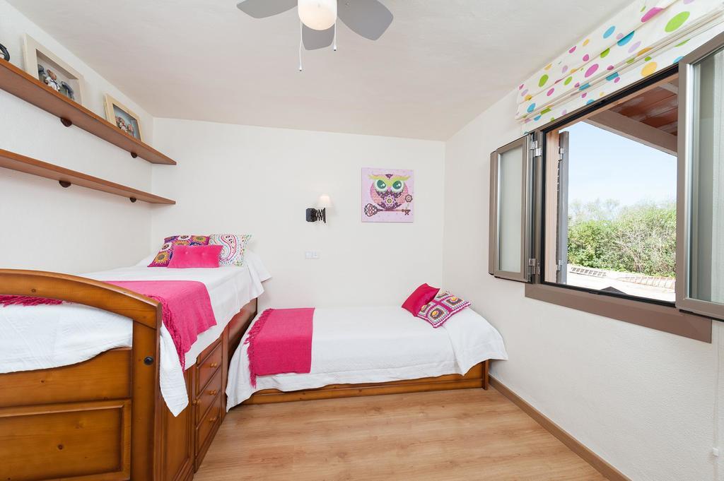 Conchita Sencelles Room photo
